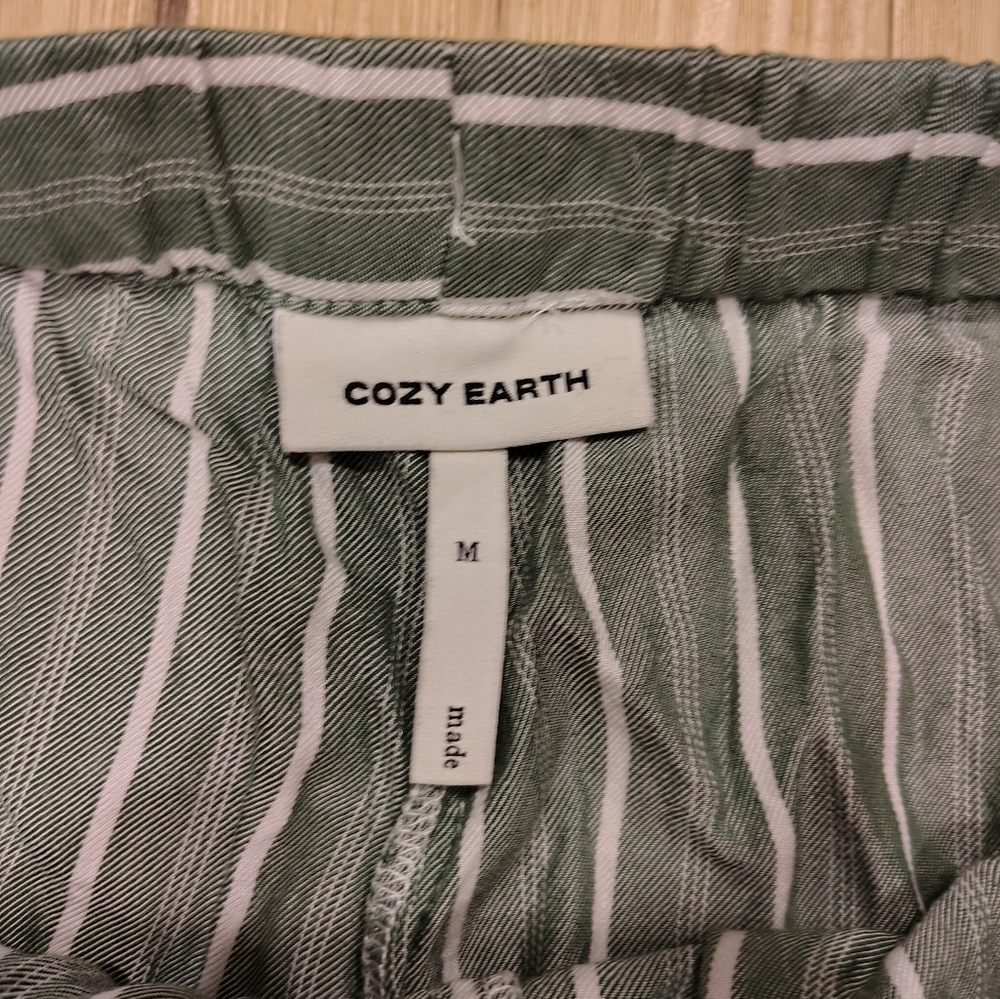 Cozy Earth Soft Woven PJ Set - Picture 6 of 7